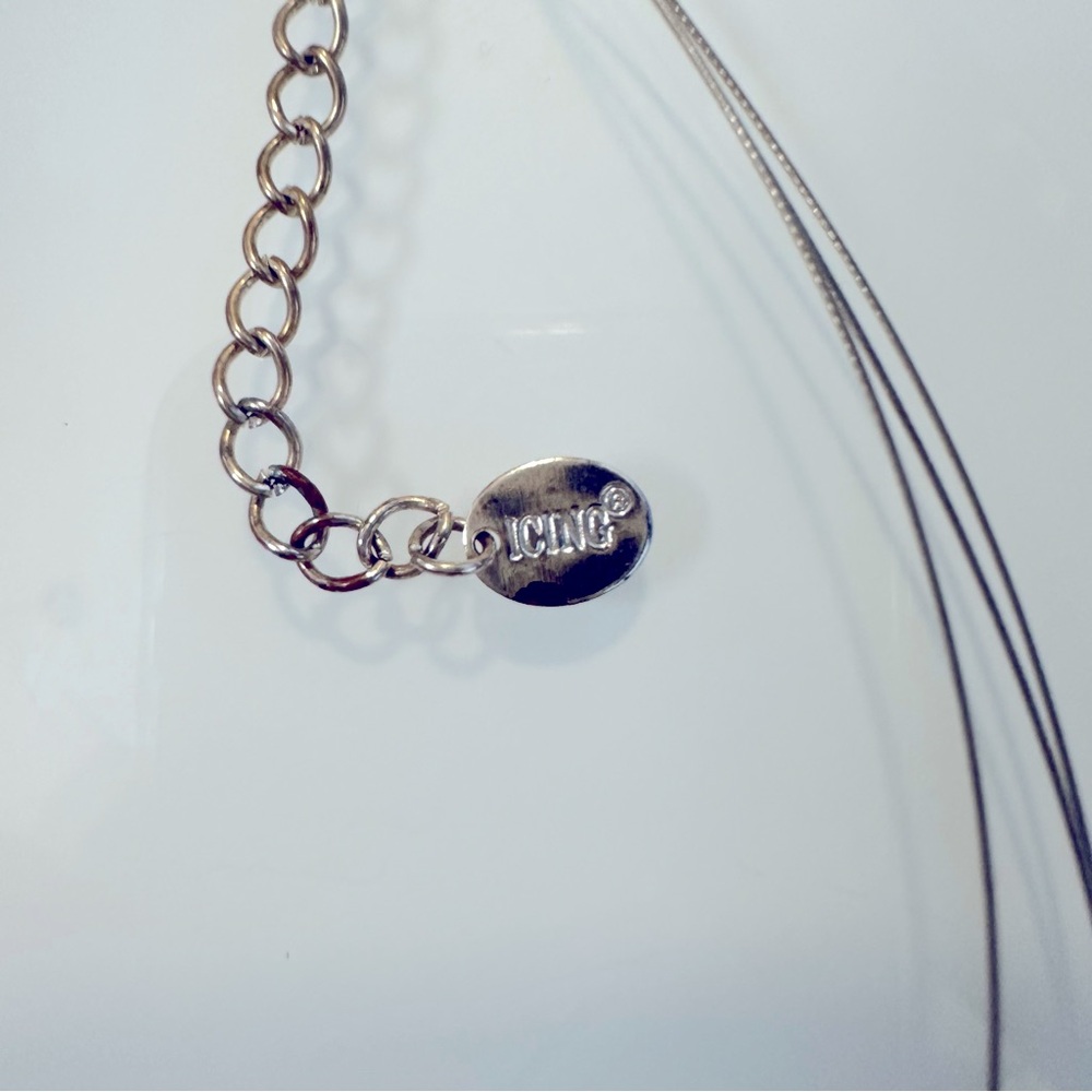Y2K ICING by Claire’s 3 Strand Wire Choker with Genuine Crystal - Picture 5 of 16